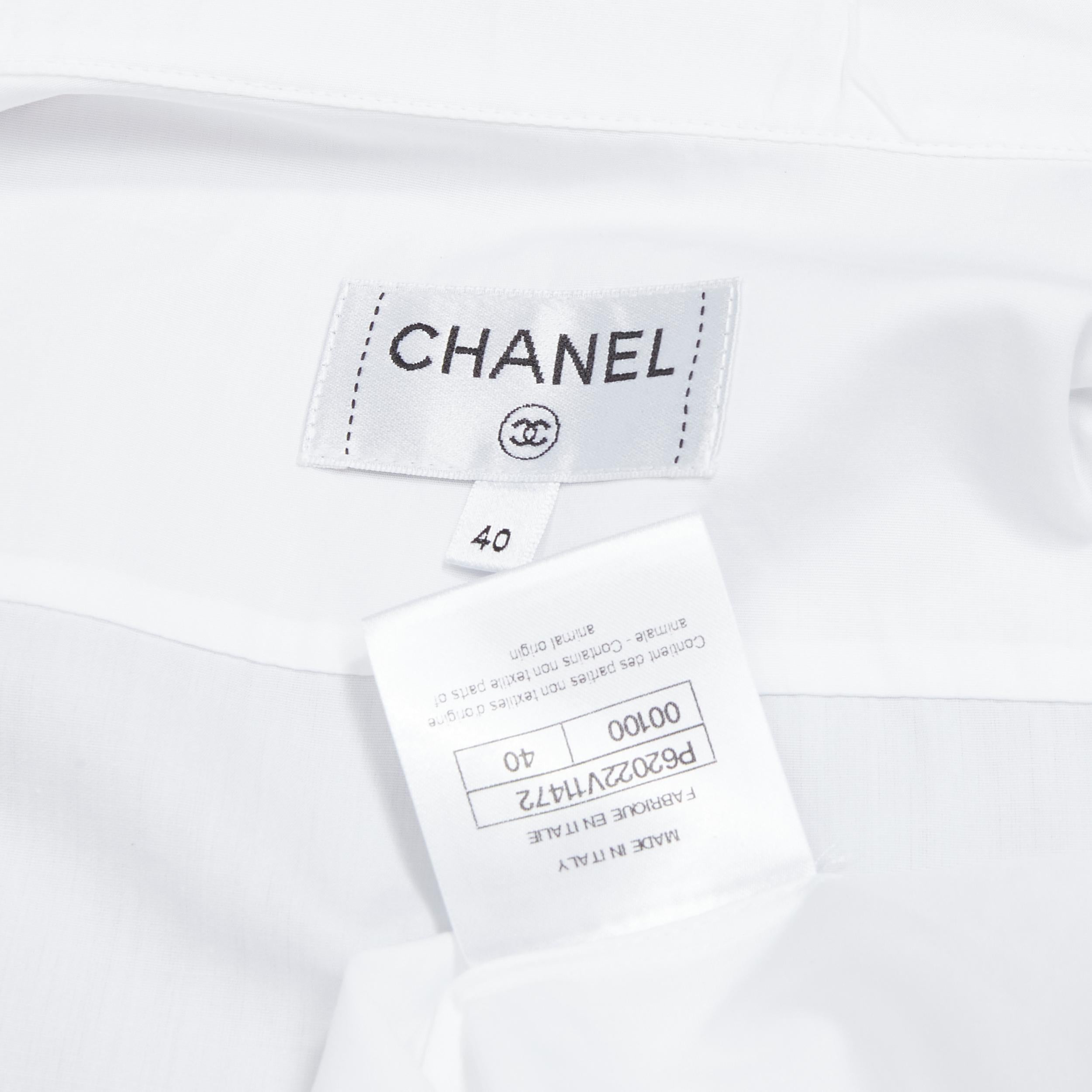 CHANEL white cotton gold pearl CC button double pocket boxy cropped shirt FR40 M For Sale 4