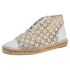 Chanel White/Cream Eyelet Lace And Patent Leather Espadrilles Size 39