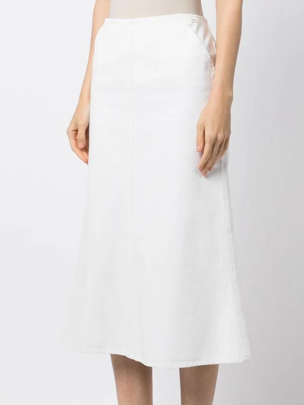 Chanel White Denim Button Long Skirt In Excellent Condition For Sale In London, GB
