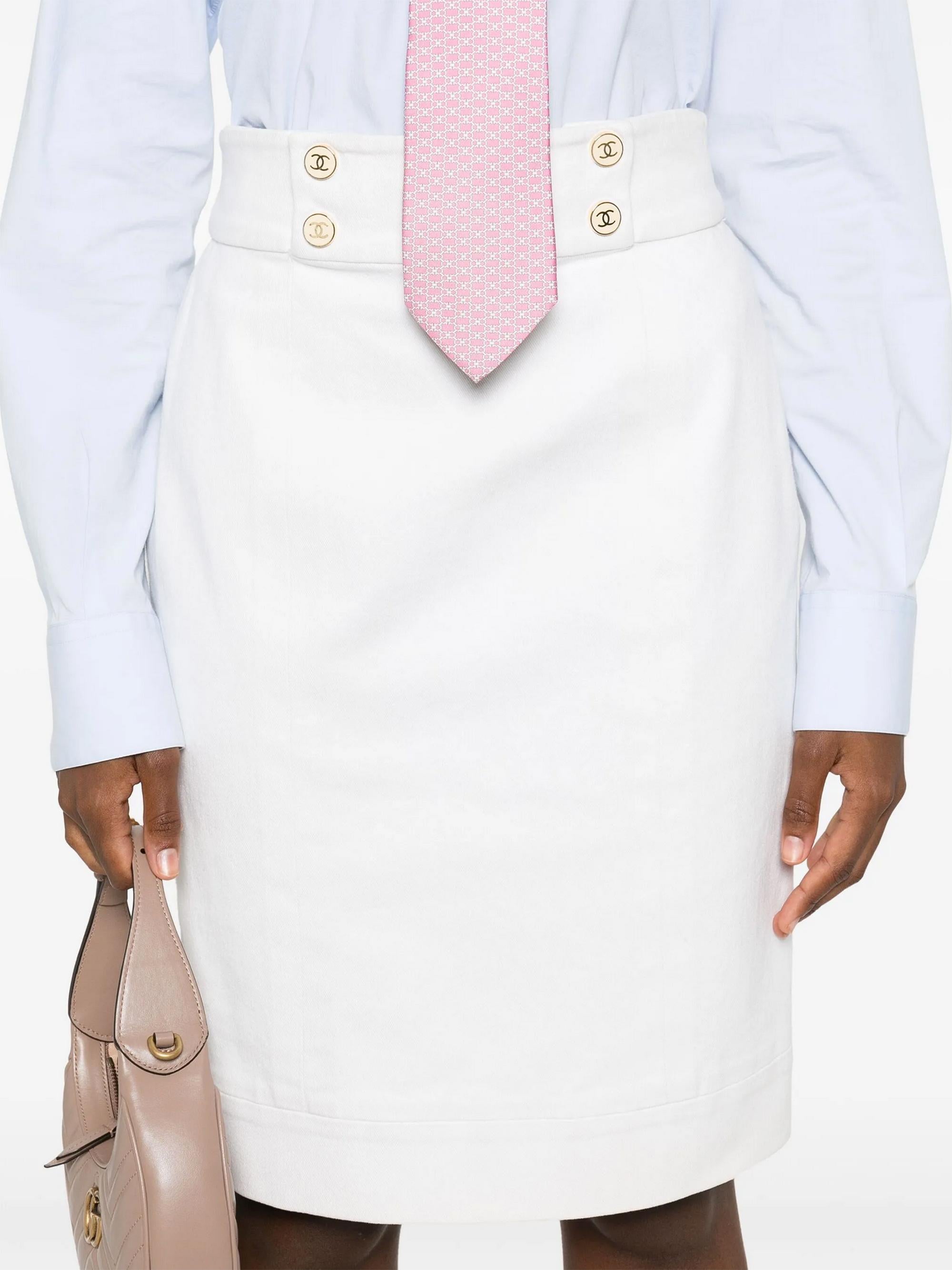 Women's Chanel White Denim Pencil Skirt For Sale