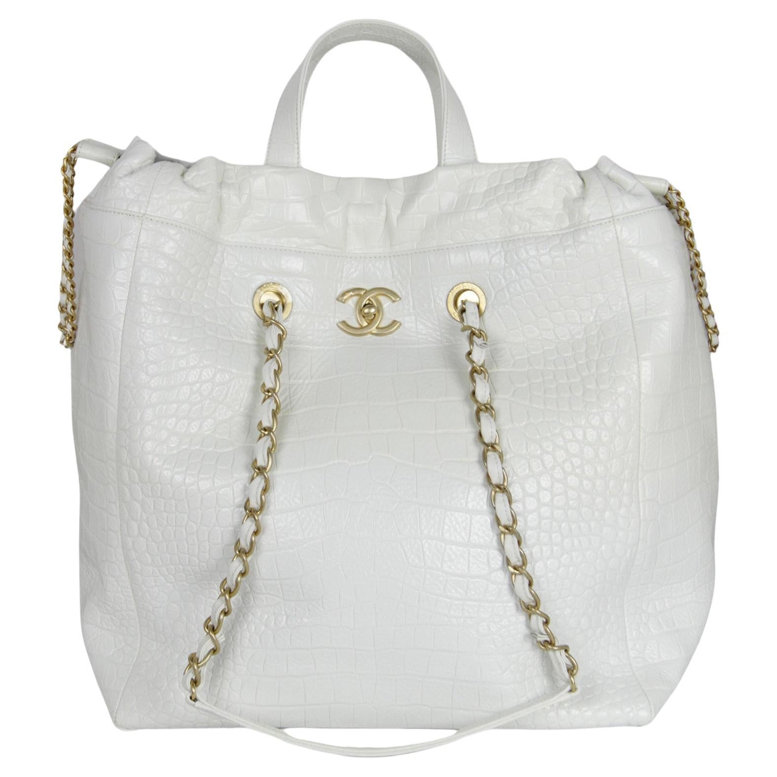 Chanel Paris-New York grand sac fourre-tout Coco en crocodile embossé blanc