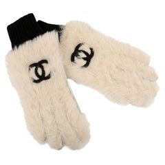 Chanel White Fur CC Gloves