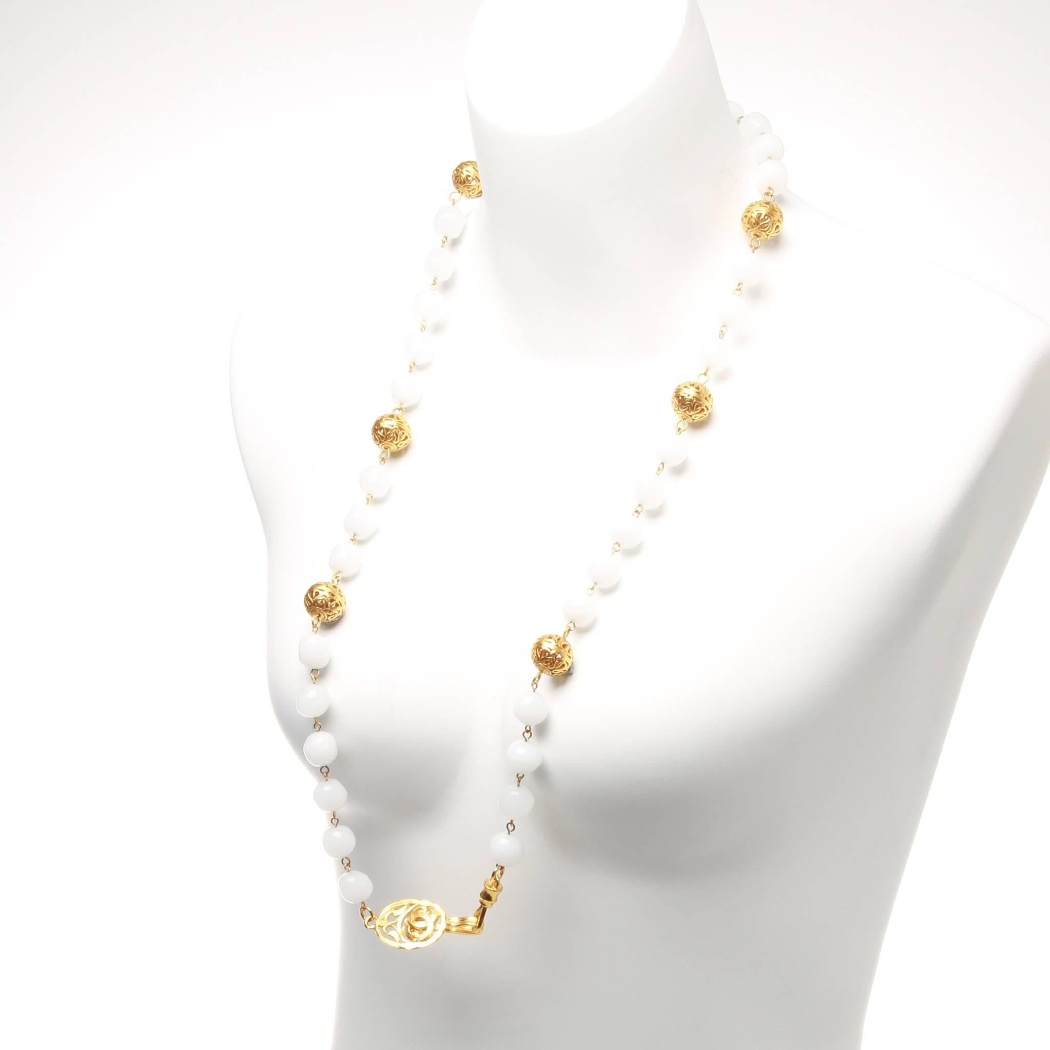 Chanel White Glass Beaded Necklace  In Excellent Condition In Melbourne, Victoria