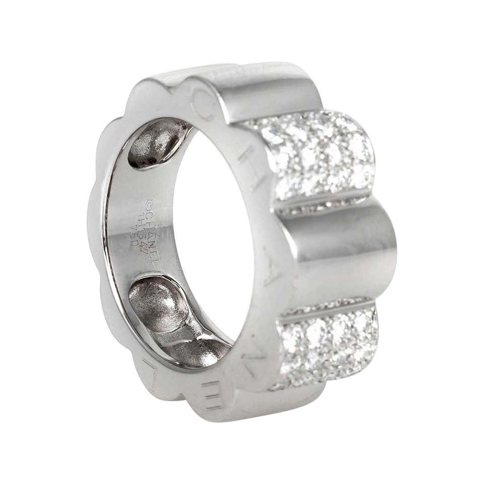 Chanel Rings White Rings Chanel White Gold Diamond Star Dome Ring For Sale at 1stDibs | chanel ...