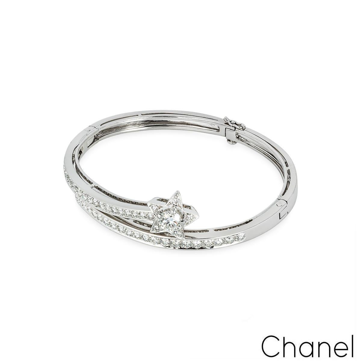 Chanel White Gold Diamond Comete Bracelet J0690 In Excellent Condition For Sale In London, GB