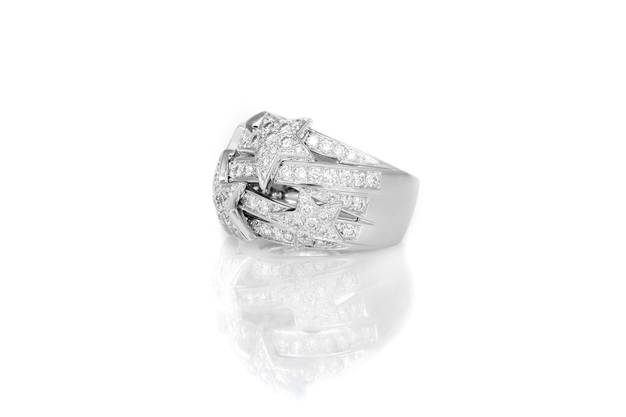 Finely crafted in 18k white gold with Round Brilliant cut Diamonds weighing approximately a total of 2.00 carats.
Signed by Chanel
From their Comète collection
Circa 2000s
Size 5 1/2