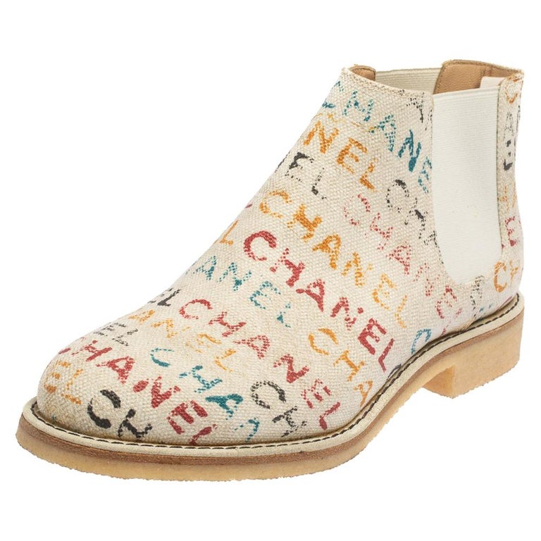 Chanel White Ankle Boots - 11 For Sale on 1stDibs