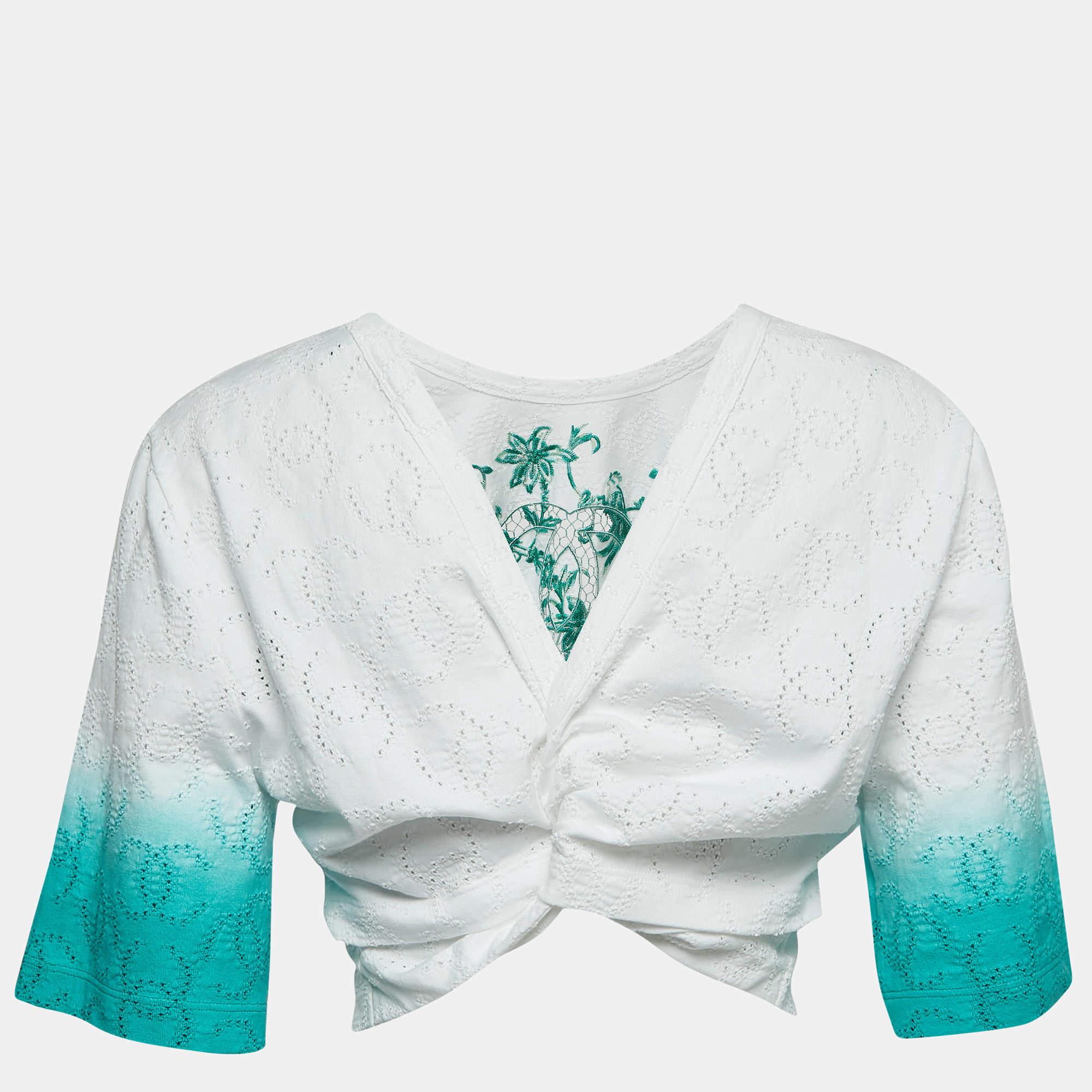 Find great style and comfort while wearing this designer top. Tailored using the best fabrics, the creation has been given immense detail. Style it with a pair of jeans and flats.

Includes: Invoice Copy, Original Dustbag