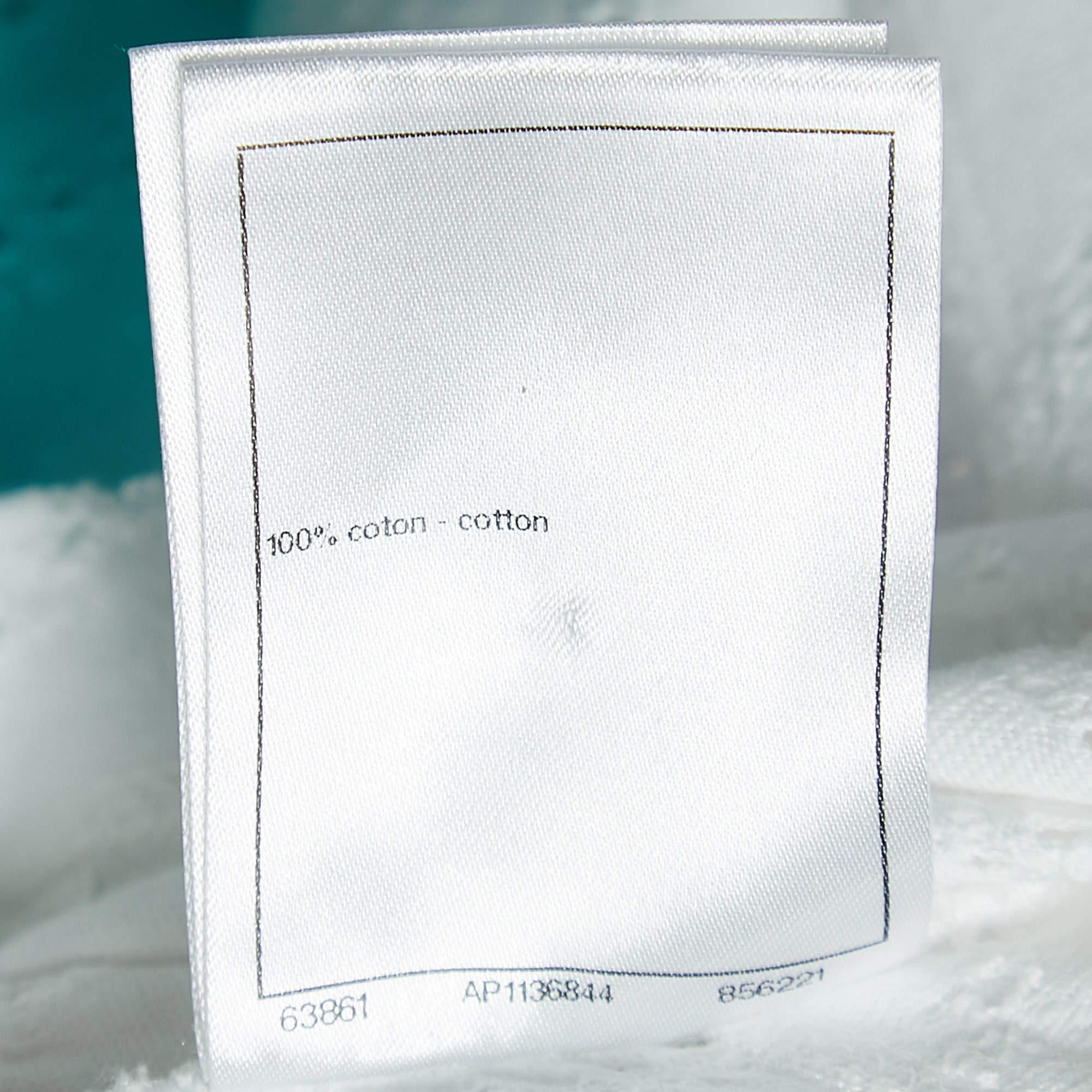 Chanel Weiß/Grün Ombre Baumwollstrick gedrehtes Logo Cutout Crop Top S Damen im Angebot