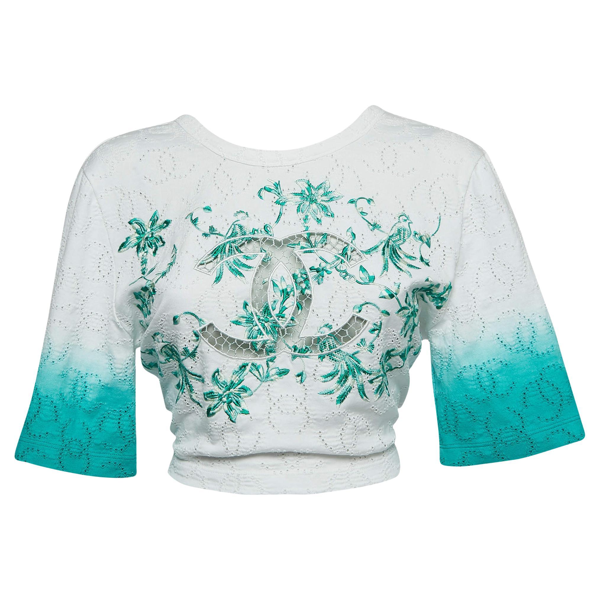 Chanel White/Green Ombre Cotton Knit Twisted Logo Cutout Crop Top S For Sale