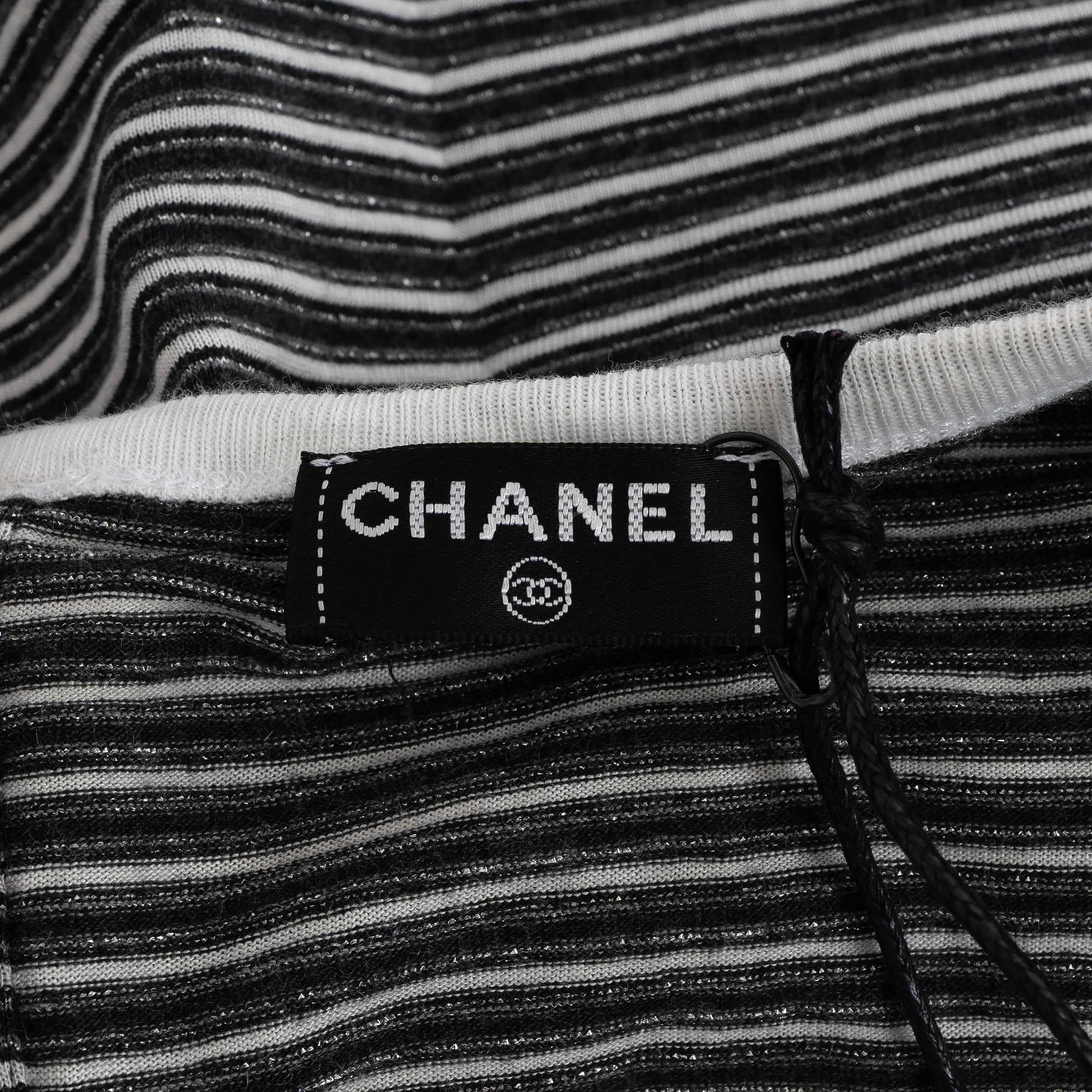 CHANEL white grey black cotton 03A STRIPED LUREX KNIT T-Shirt Shirt XS For Sale 2