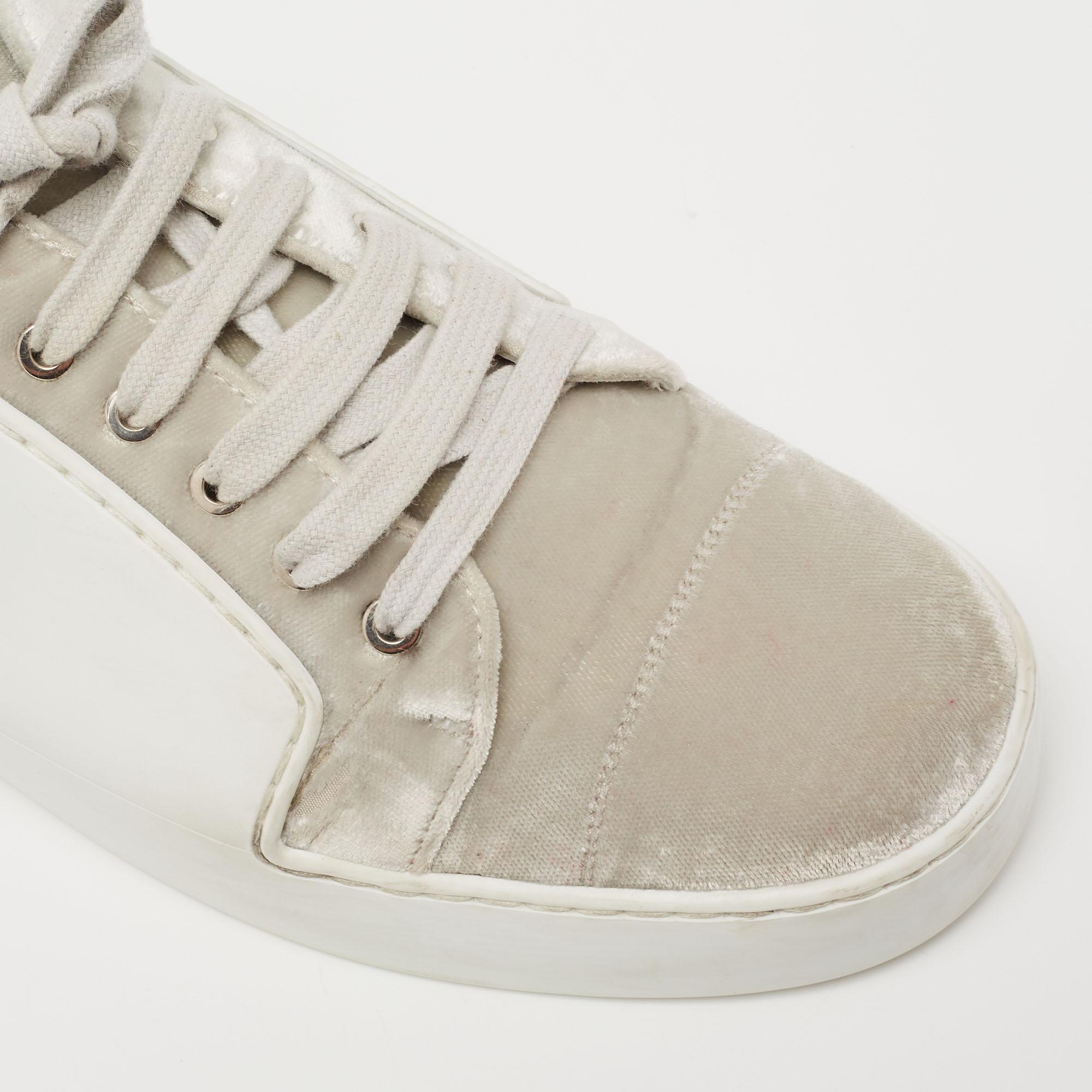 Chanel White/Grey Rubber and Velvet CC Low Top Sneakers Size 40.5 1