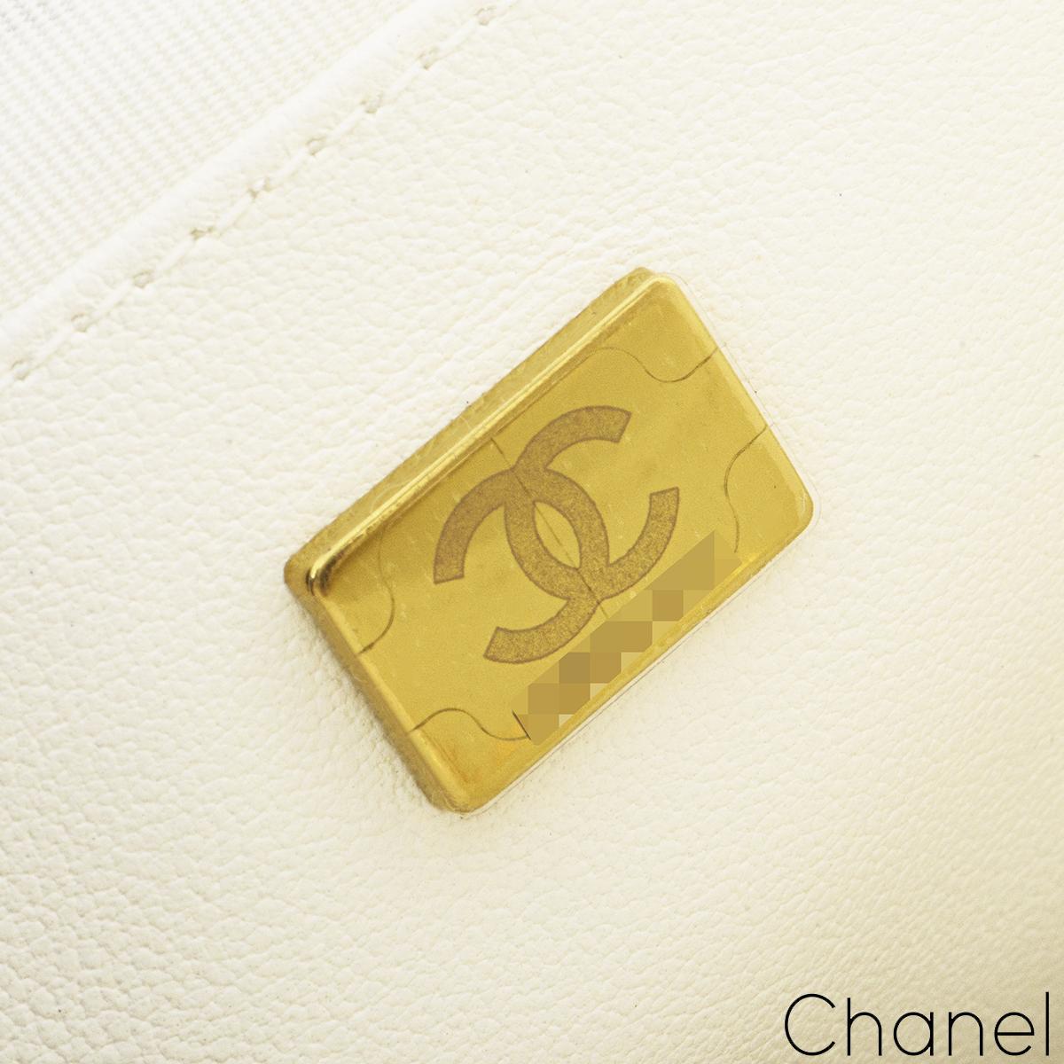 Women's New Chanel White Heart Bag
