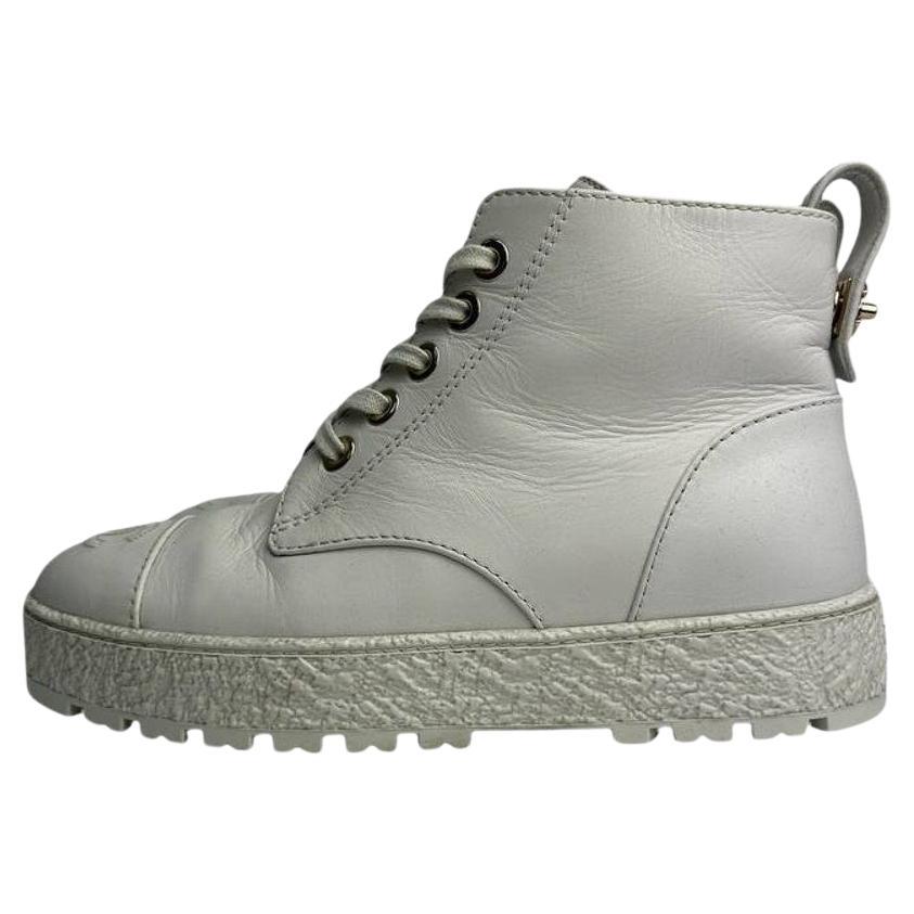 Chanel White High-top leather Sneakers  Sz.37 For Sale