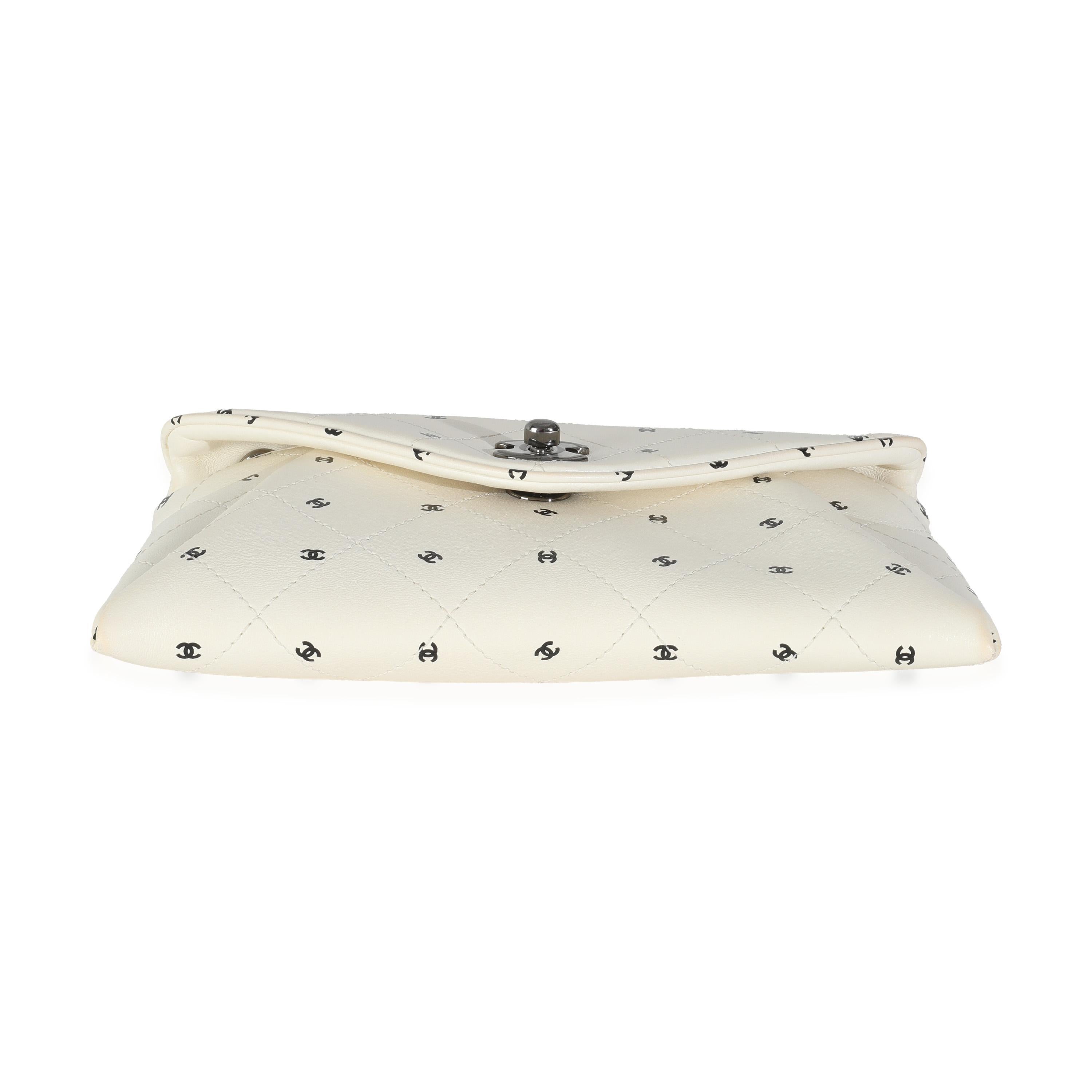 Chanel White Lambskin CC Logo Envelope Clutch With Chain For Sale 3