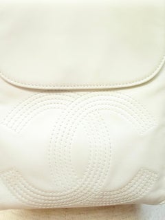 Chanel white lambskin CC stitching backpack