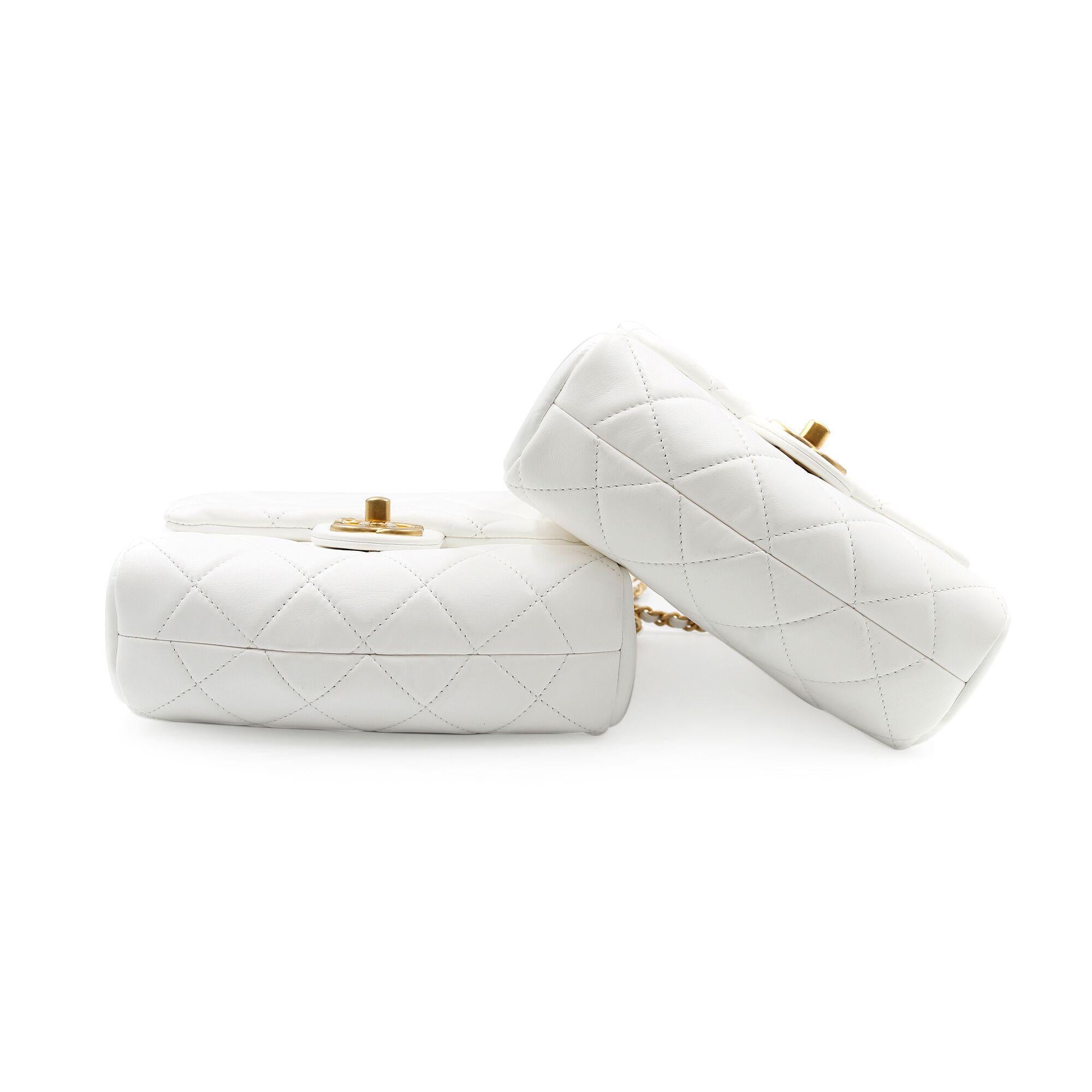 Women's Chanel White Lambskin Gold Tone Metal Side Packs Cross-body Bags