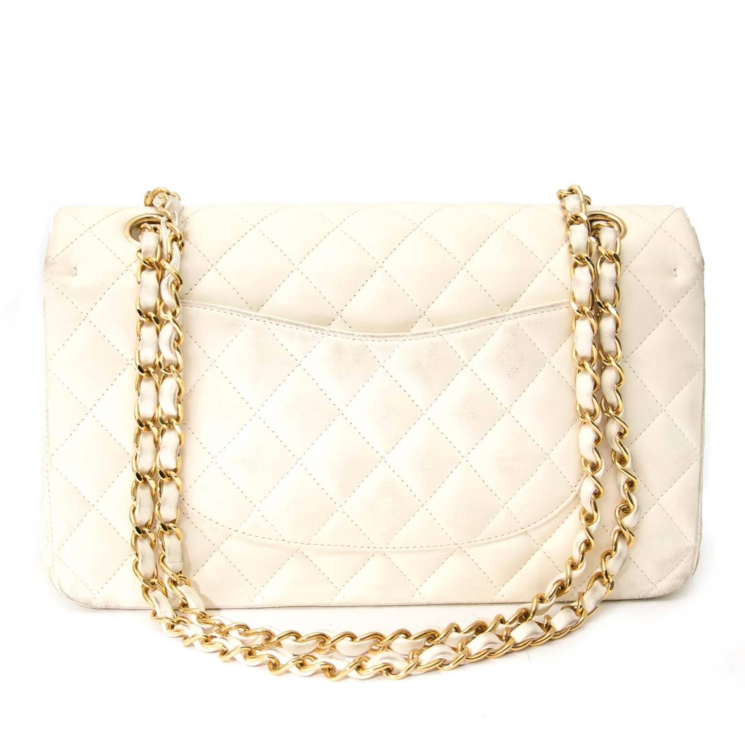 Good preloved

Estimated retail price: €4480

Chanel Double Flap Bag Medium White Lambskin

Th Classic Flap Bag is Chanel's most inconic bag, it will never loose its value 
The house increases their prices regularly what makes this bag a real