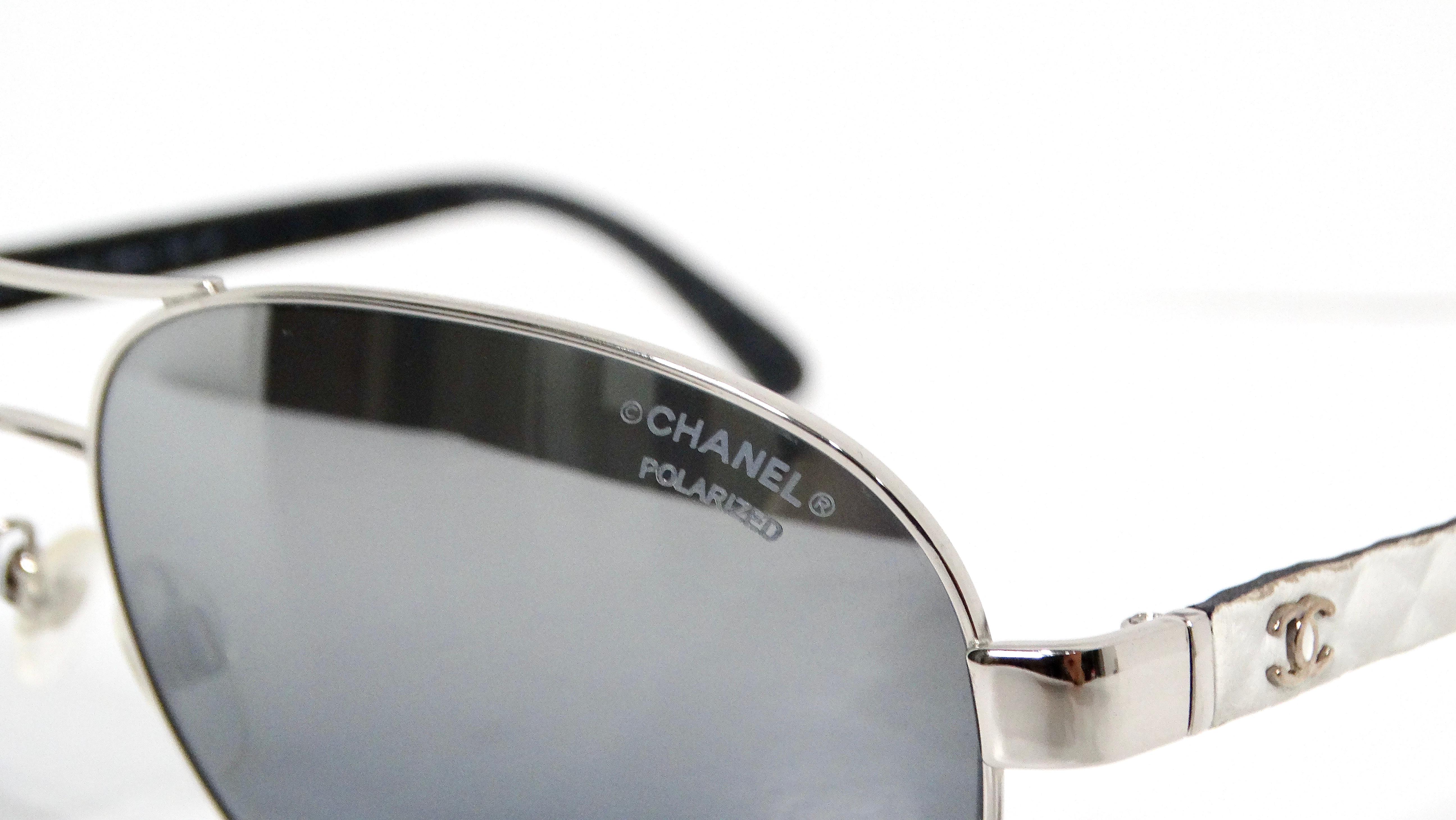 Gray Chanel White Lambskin Quilted Aviator Sunglasses With Polarized Lenses For Sale