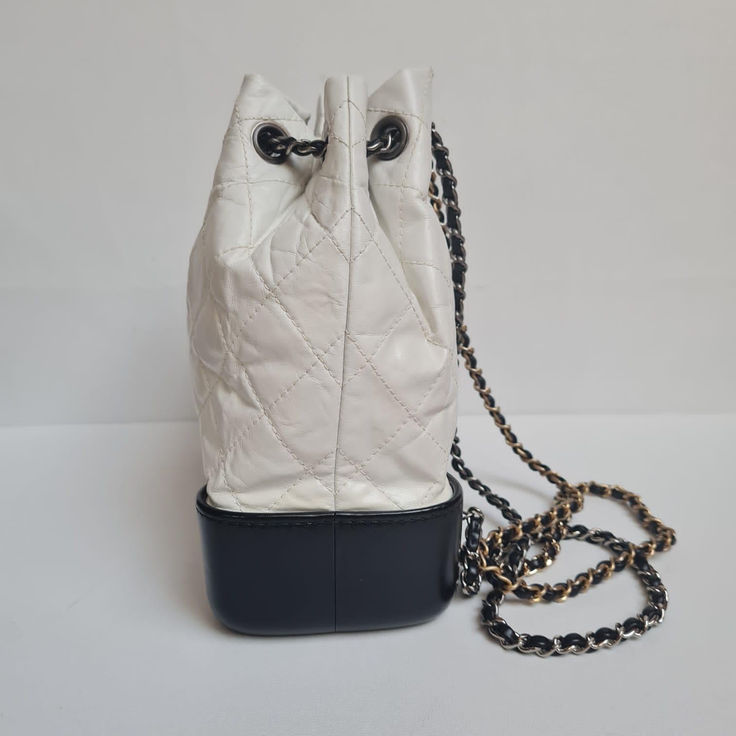 Chanel White Lambskin Quilted Gabrielle Backpack In Good Condition For Sale In Jakarta, Daerah Khusus Ibukota Jakarta
