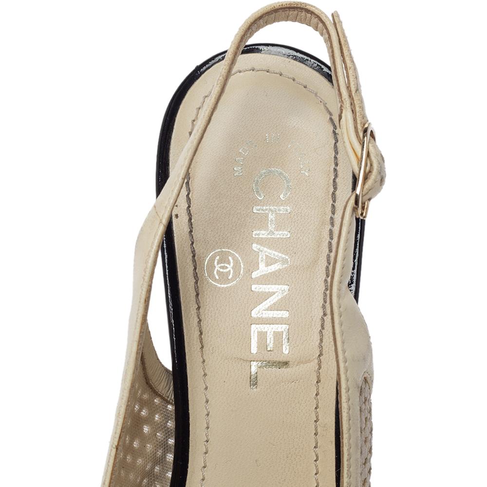 Women's Chanel White Lazer Cut Leather CC Open Toe Slingback Sandals Size 37.5