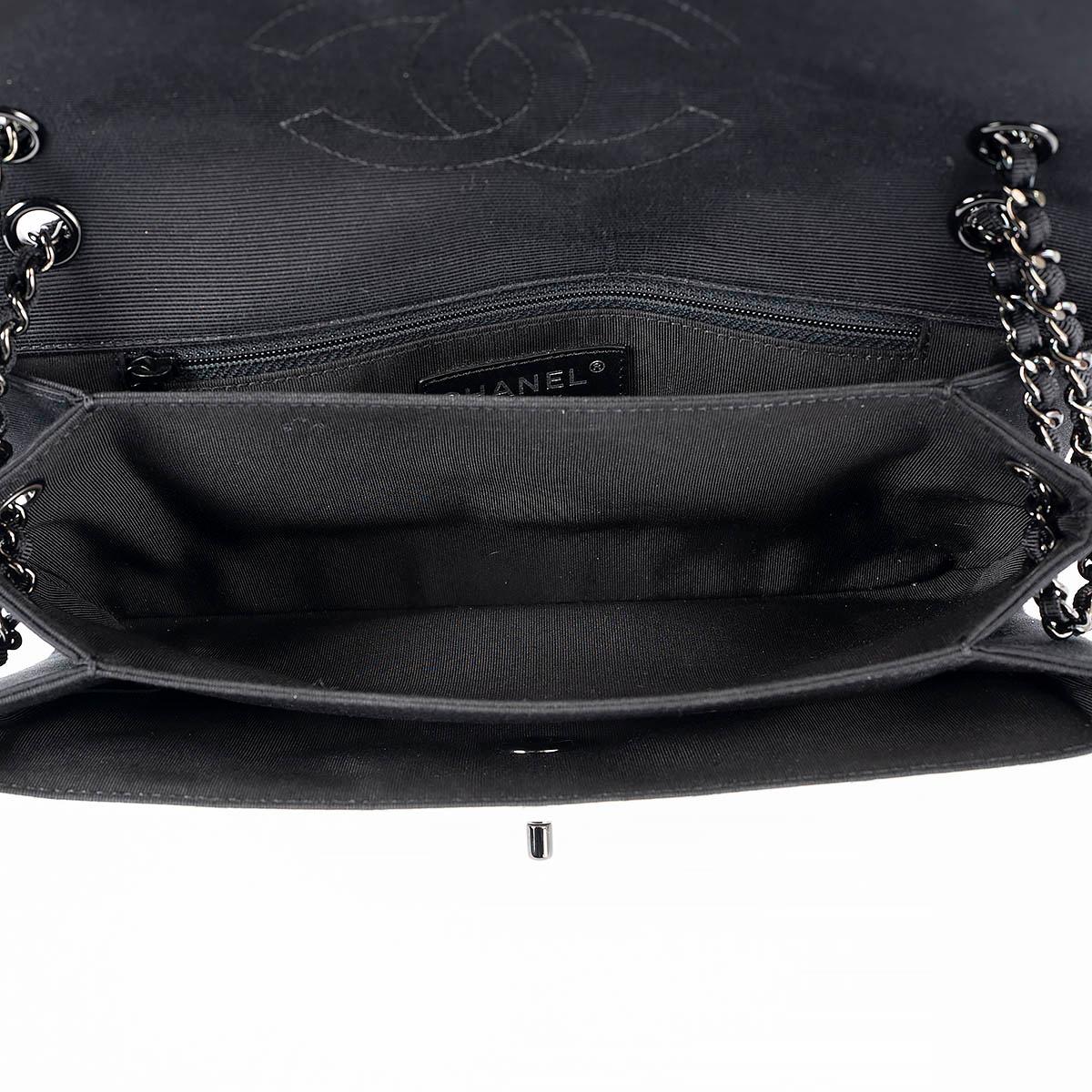 CHANEL white leather 2016 16C SEOUL BLACK GROSGRAIN TRIM FLAP Shoulder Bag 1