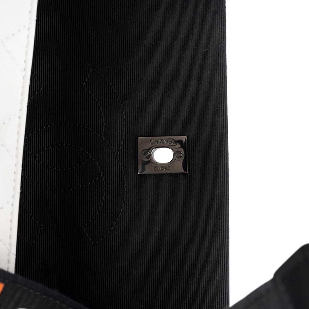 CHANEL white leather 2016 16C SEOUL BLACK GROSGRAIN TRIM FLAP Shoulder Bag 3