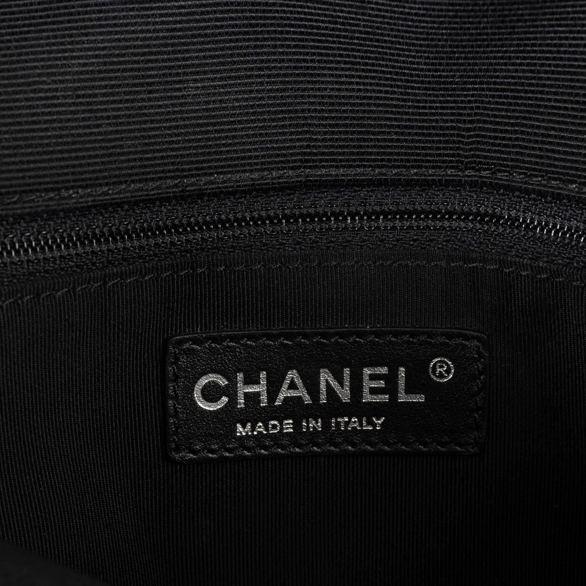 CHANEL white leather 2016 16C SEOUL BLACK GROSGRAIN TRIM FLAP Shoulder Bag 4