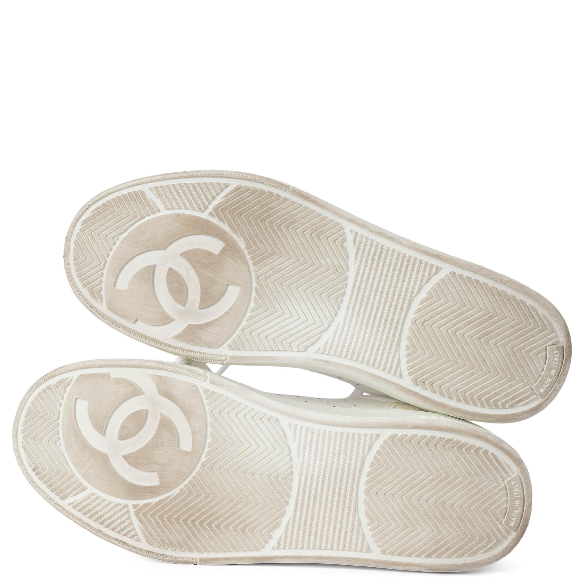 CHANEL white leather 2022 22P LOW-TOP Sneakers Shoes 38.5 fit 38 3