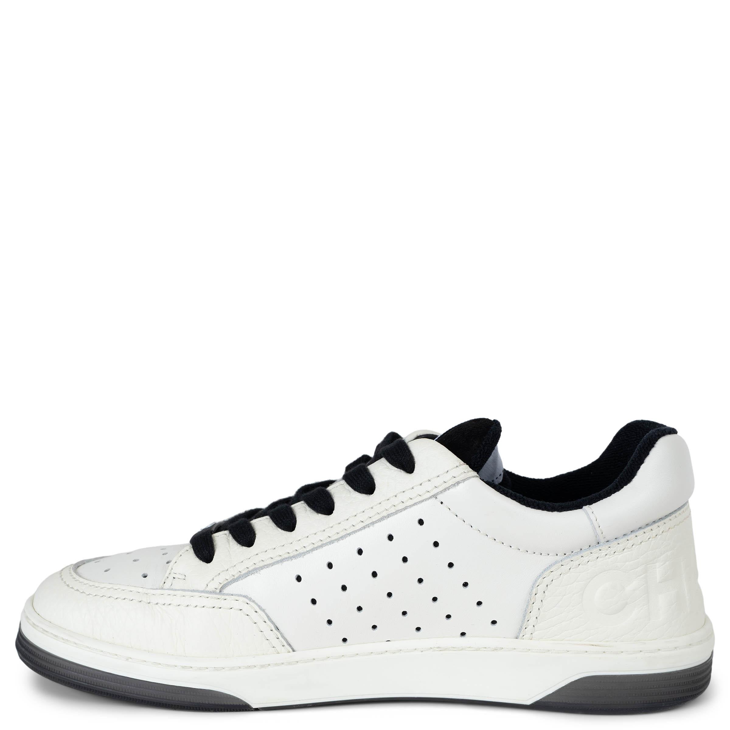 CHANEL Weiß Leder 22P LOW TOP Sneakers Schuhe 38.5 G38808 (Grau)