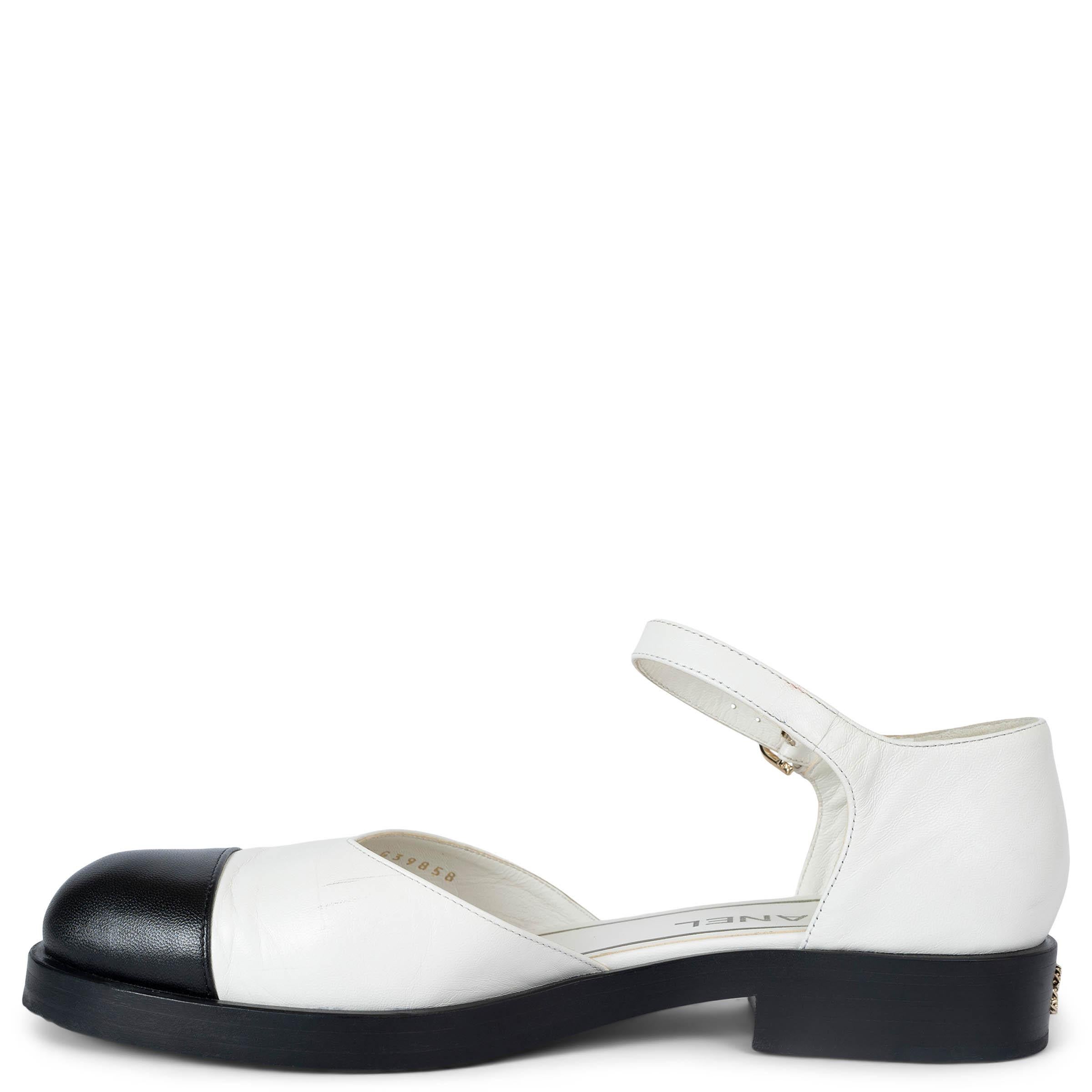 Grigio Chanel in pelle bianca 23P MARY JANE Flats Scarpe 38.5 in vendita