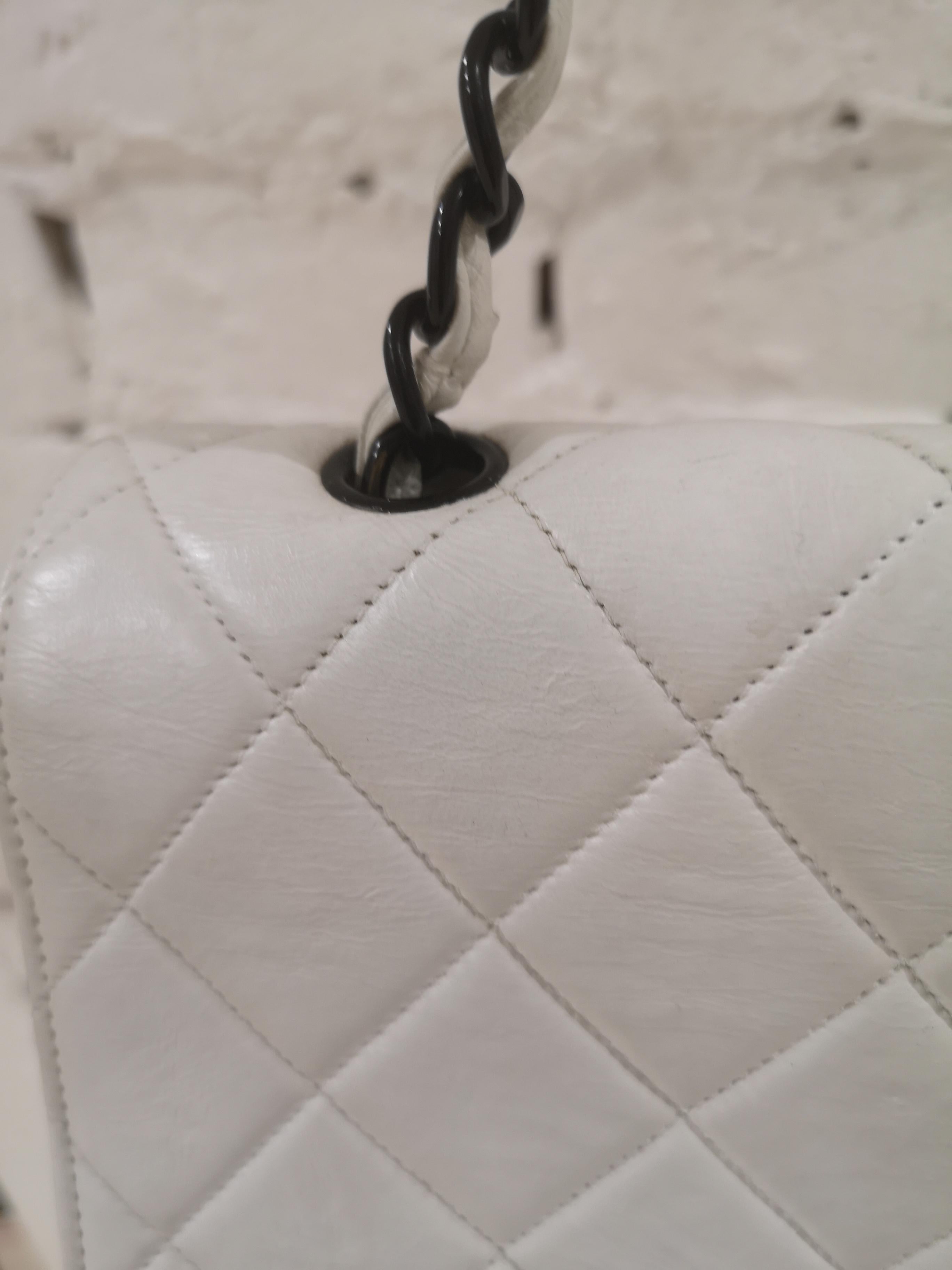 Chanel white leather black hardwared CC shoulder bag 1