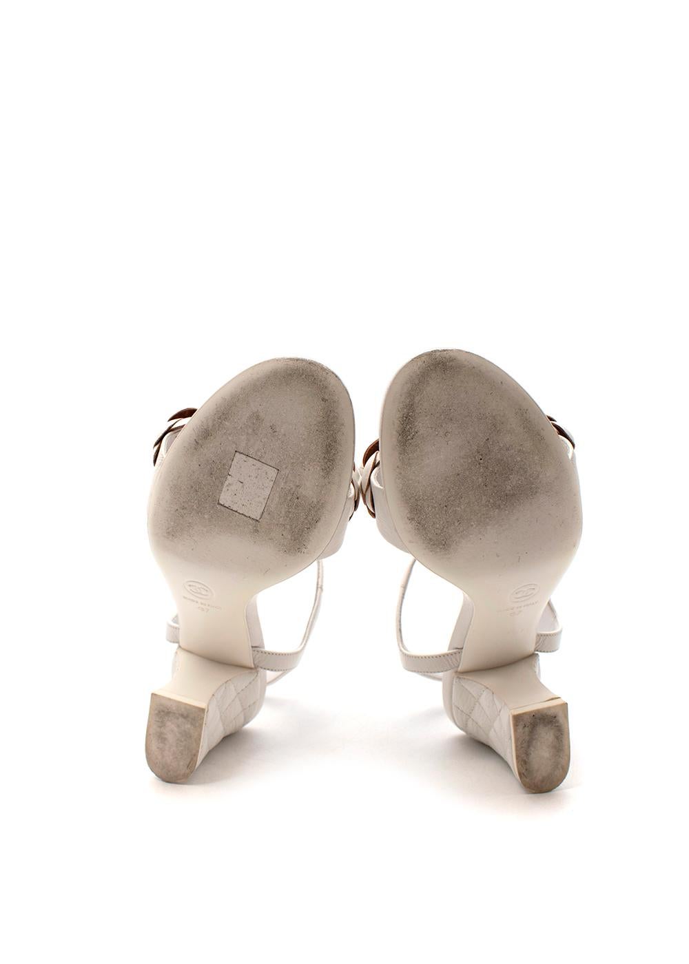 Chanel White Leather Block Heel Sandals - Size 37 For Sale 4