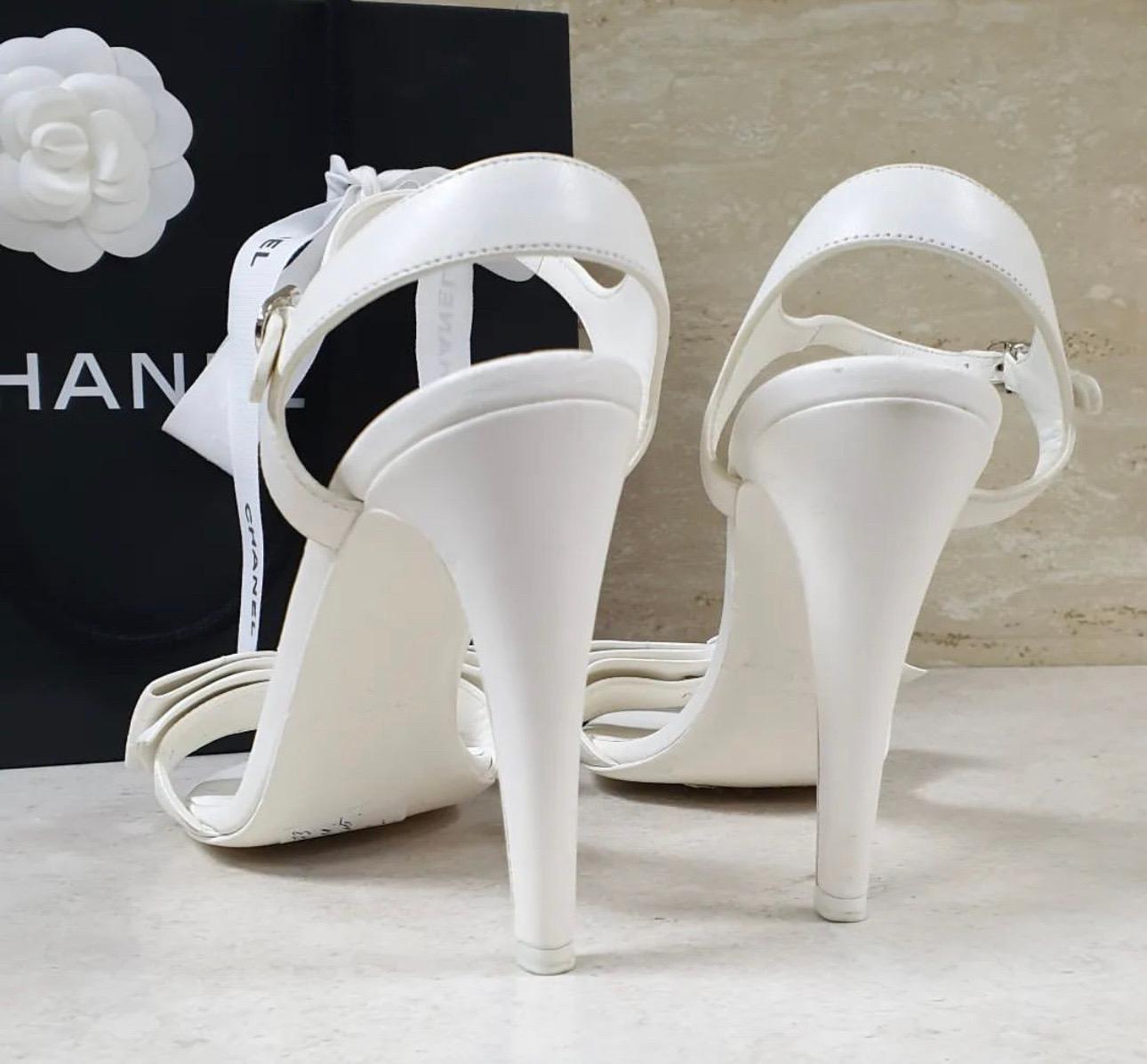 chanel white heel