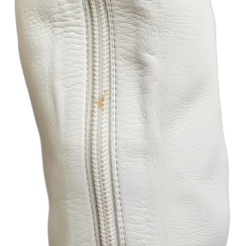 Chanel Weiße hochhackige Kniehohe Stiefel aus Leder mit Kapuze Größe 38 2
