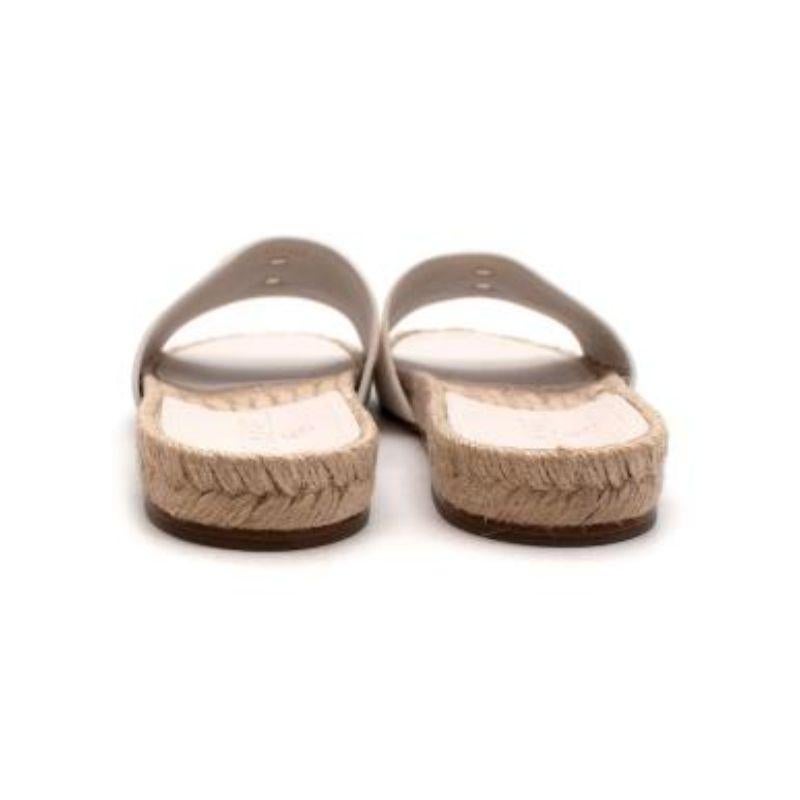 Women's Chanel White Leather Espadrille Sliders with Embellished Logo For Sale