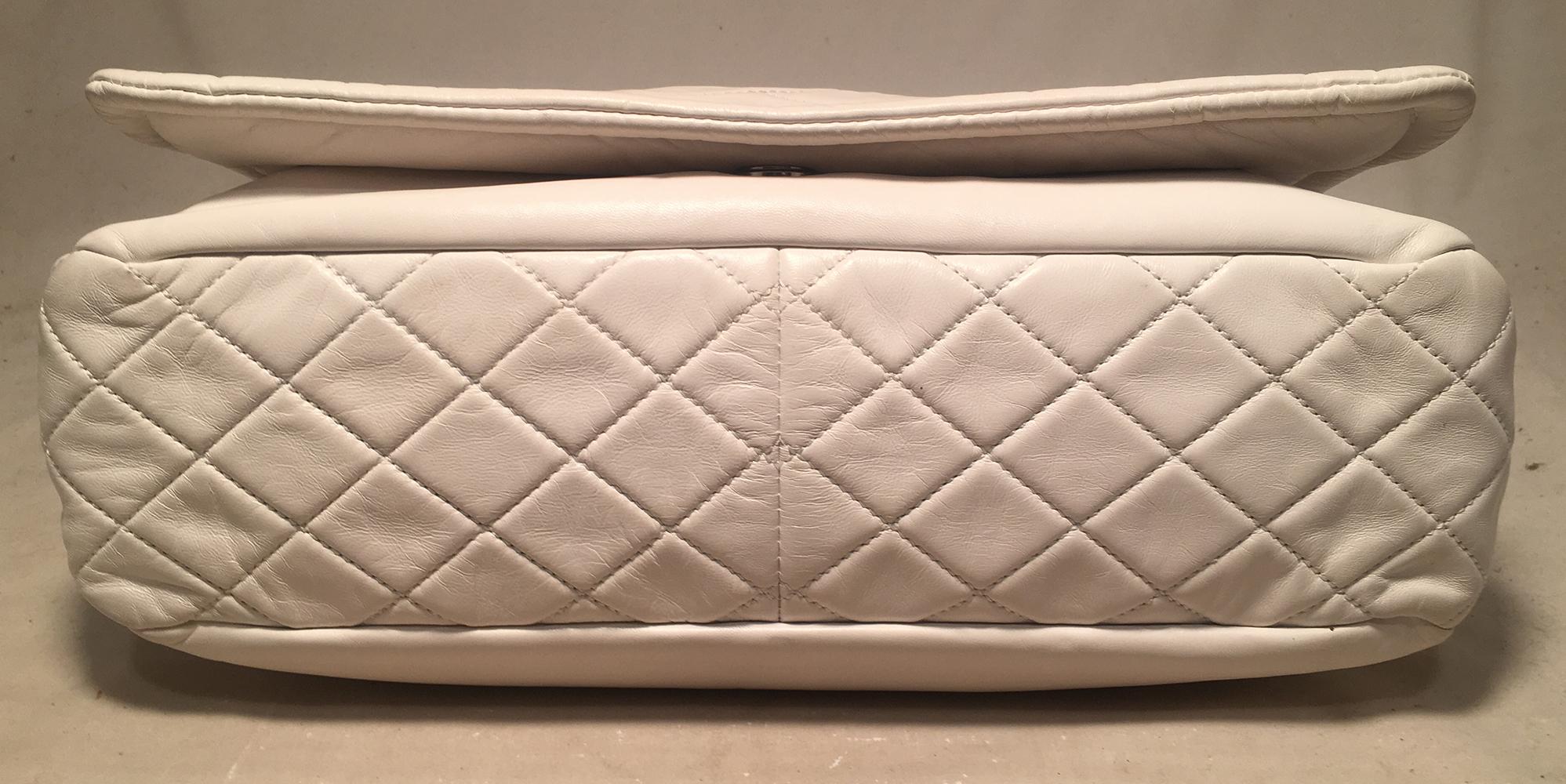 Chanel White Leather Quilted CC logo XL Maxi Classic Top Flap Shoulder Bag For Sale 1