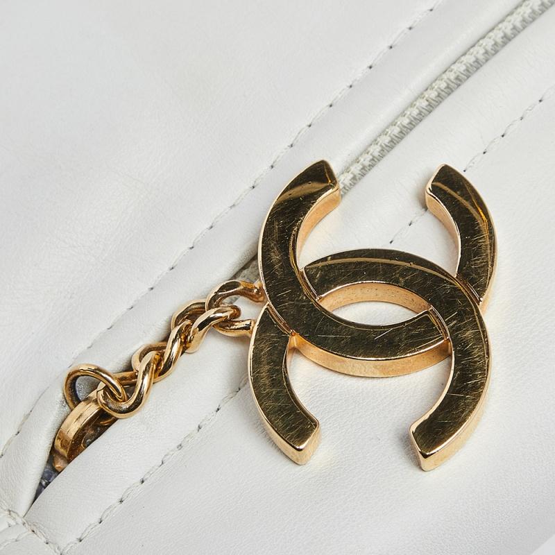 Chanel White Leather Rodeo Drive Flap Bag 1