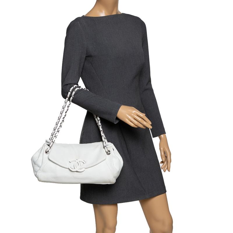Gray Chanel White Leather Sensual Accordion Flap Bag For Sale