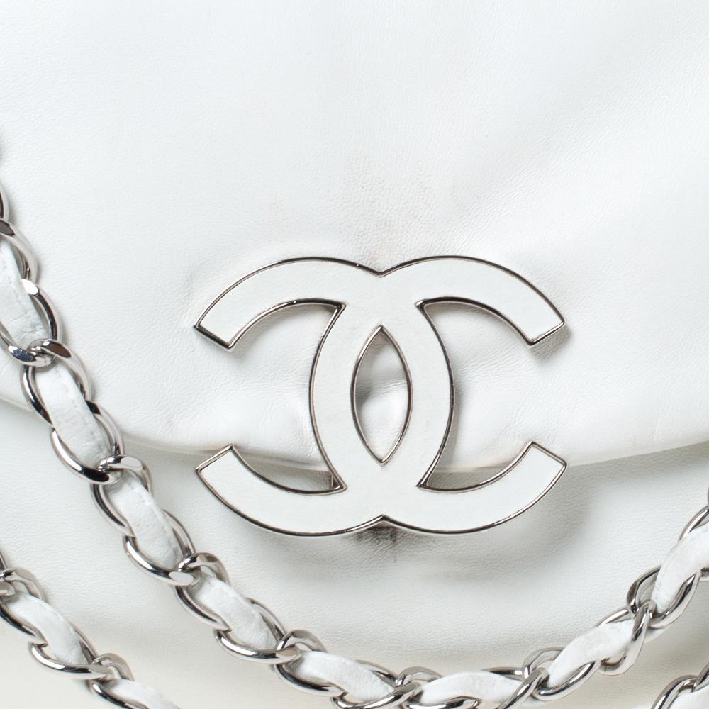 Chanel White Leather Sensual Accordion Flap Bag For Sale 3