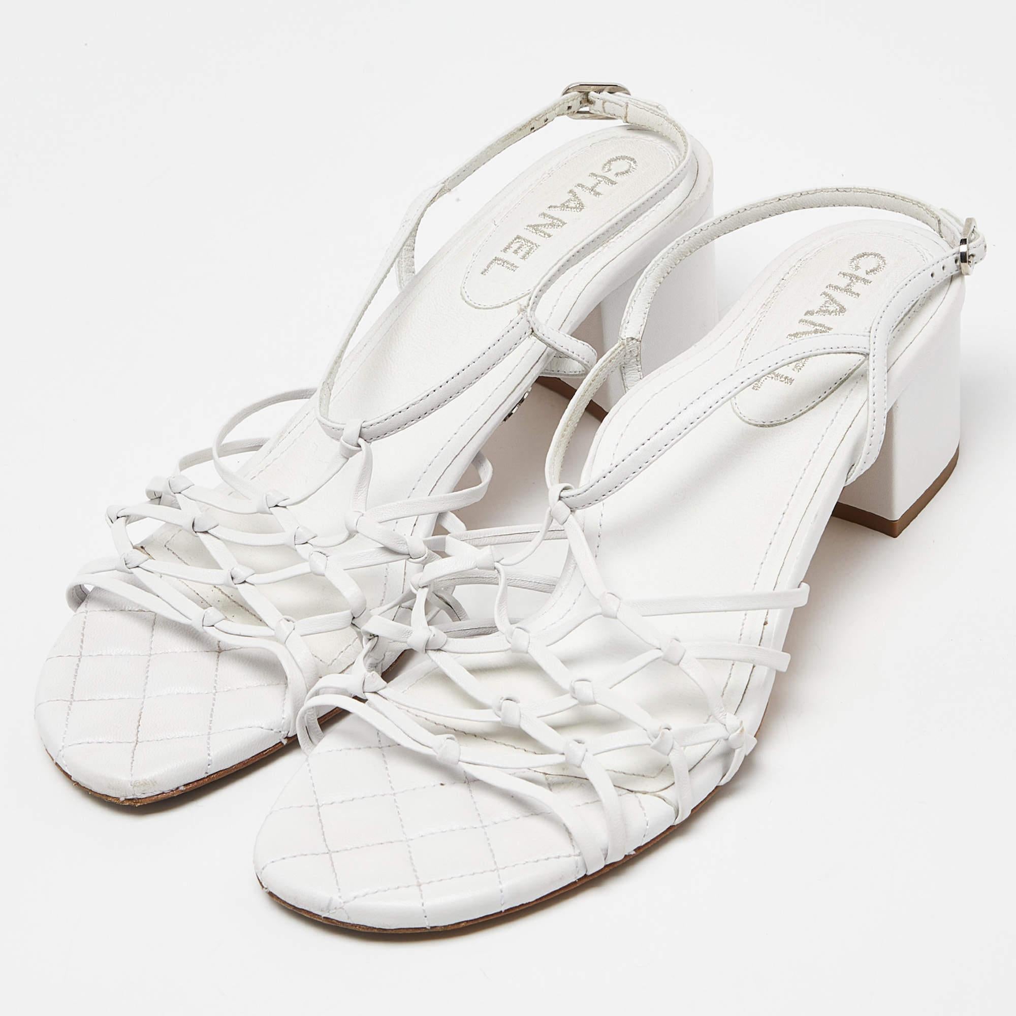 Perfectly sewn and finished to ensure an elegant look and fit, these Chanel white shoes are a purchase you'll love flaunting. They look great on the feet.

