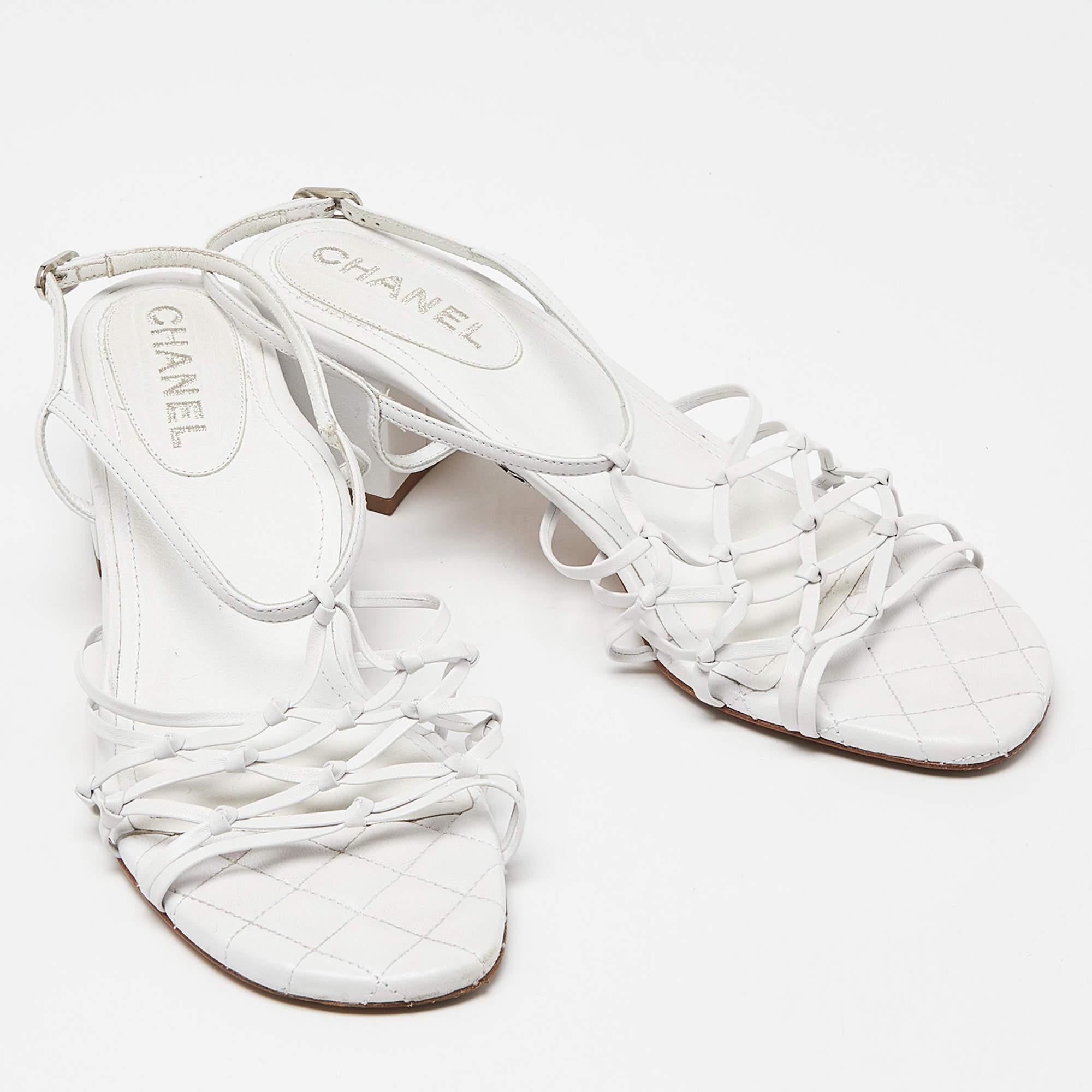 Chanel White Leather Slingback Sandals Size 39.5 For Sale 1