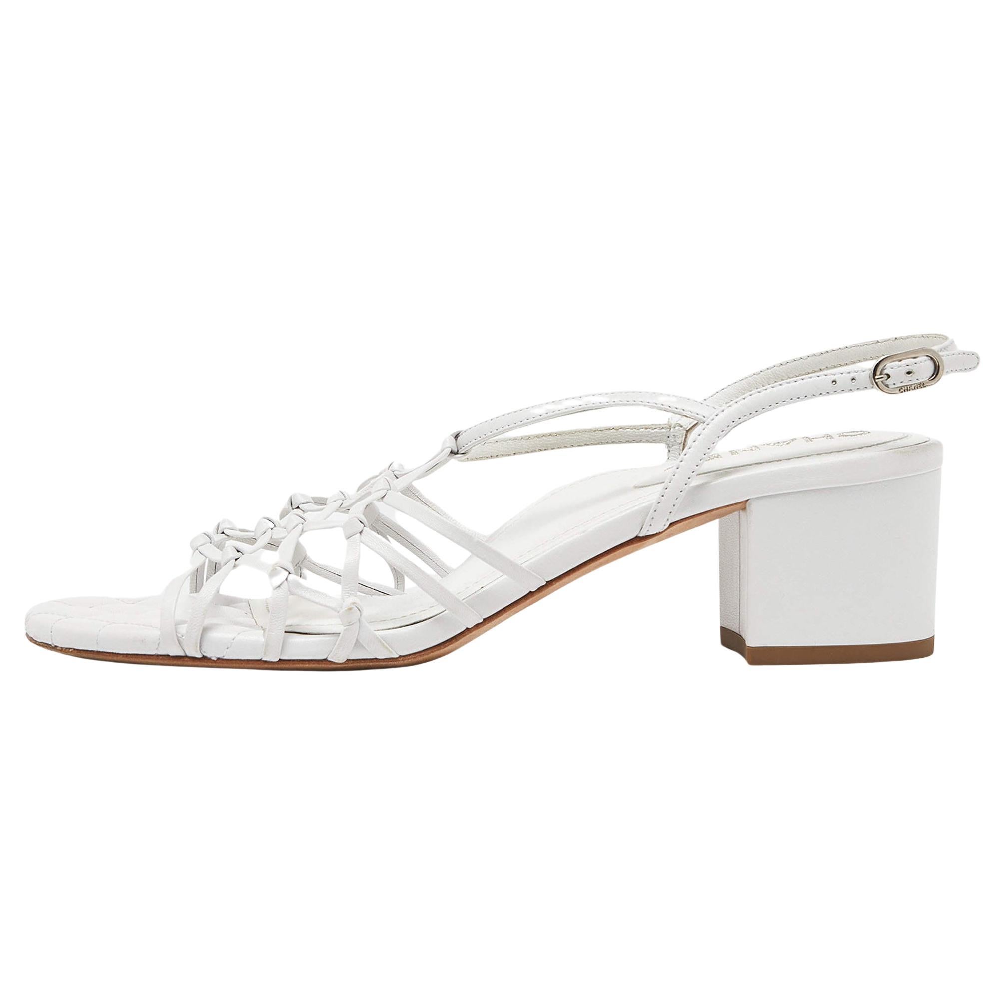 Chanel White Leather Slingback Sandals Size 39.5 For Sale