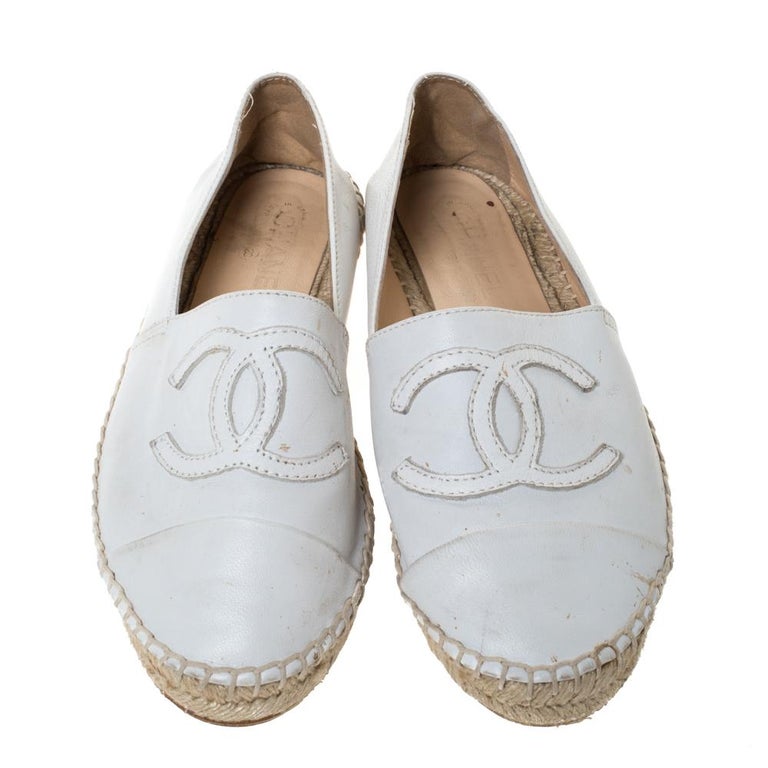 Chanel White Leather Slip On CC Espadrilles Size 37 at 1stDibs