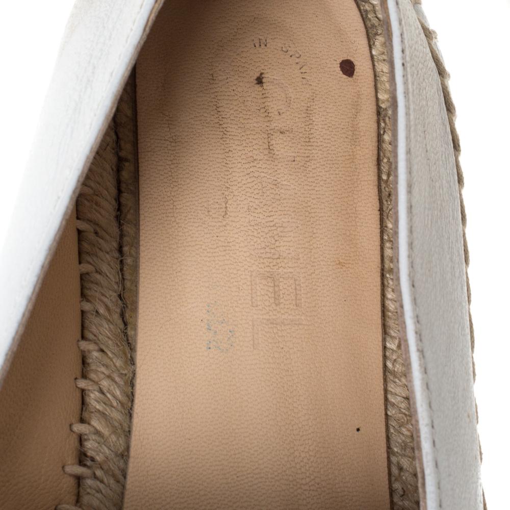 Chanel Weiß Leder Slip On CC Espadrilles Größe 37 1