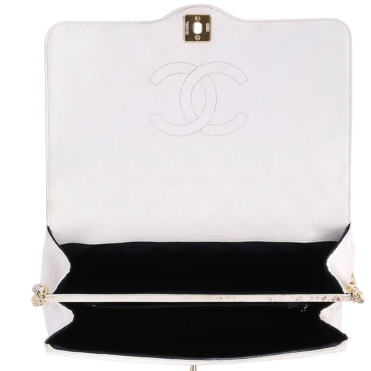 Chanel White Leather Vintage Bag, 1980s 7