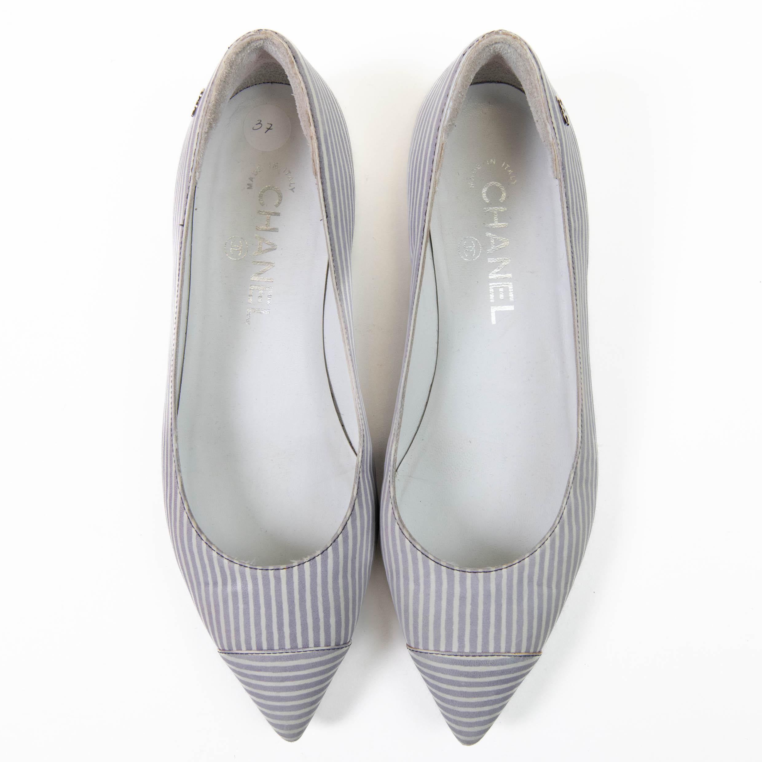 Chanel White/Light Blue Striped Leather Pointed Ballet Flats Size 37 1