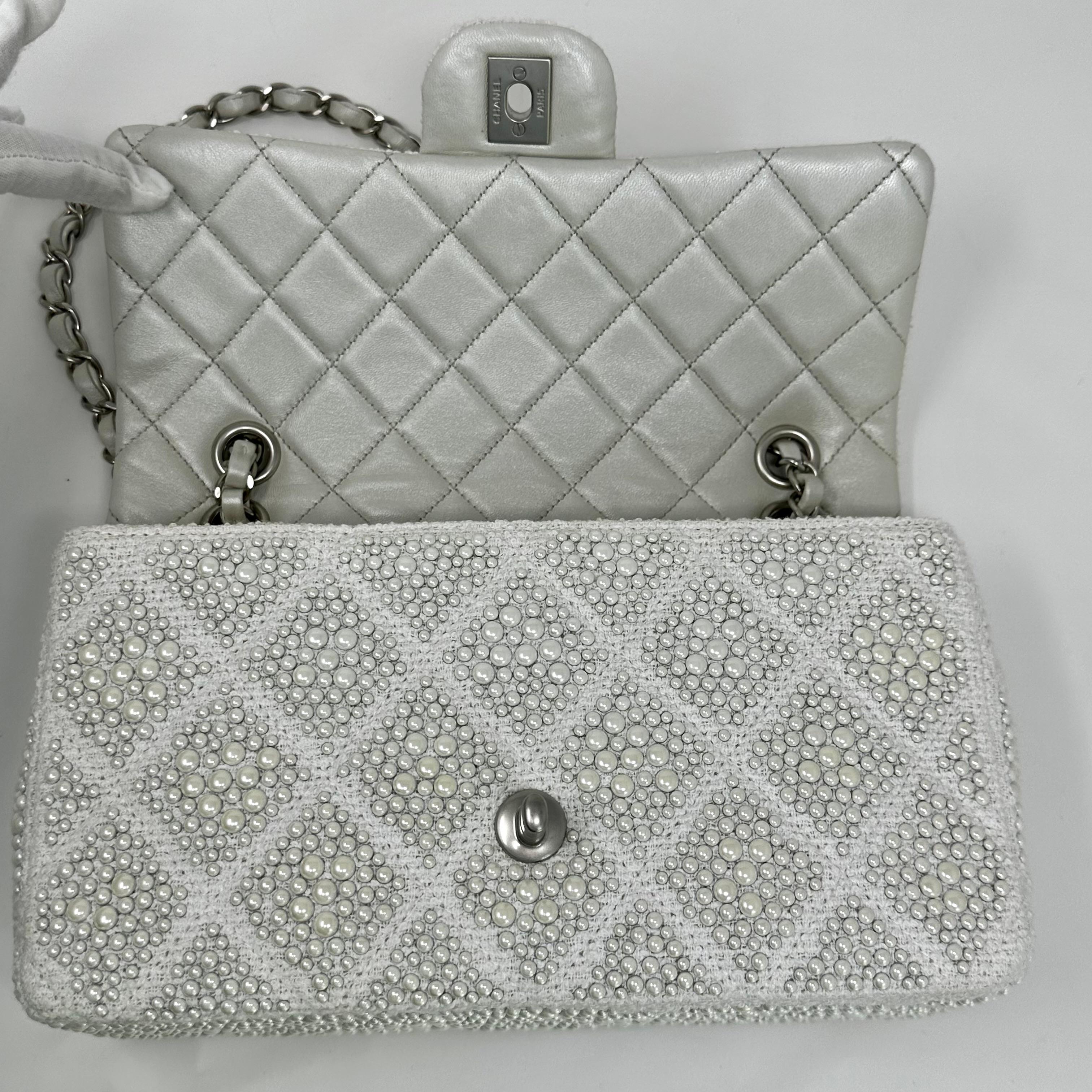 Women's CHANEL White Medium Classic Flap Pearl Embellished Tweed Bag SHW For Sale