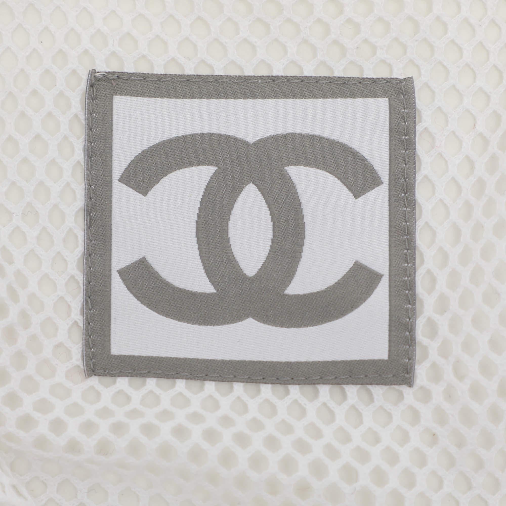 Chanel White Mesh Neck Tie Button Front Shirt S In Good Condition In Dubai, Al Qouz 2