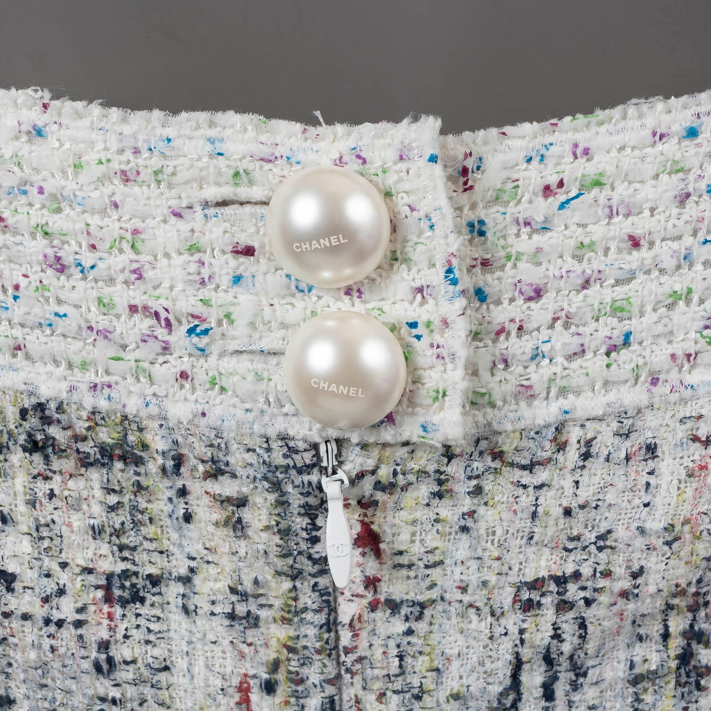 CHANEL white & multi cotton 2013 13S SLEEVELESS TWEED Dress 44 XL For Sale 3
